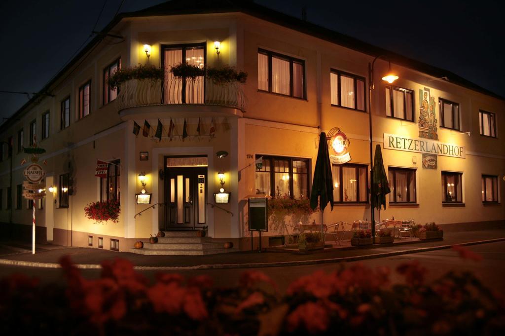 Hotel Retzerlandhof Familie Graf Zellerndorf Exterior foto